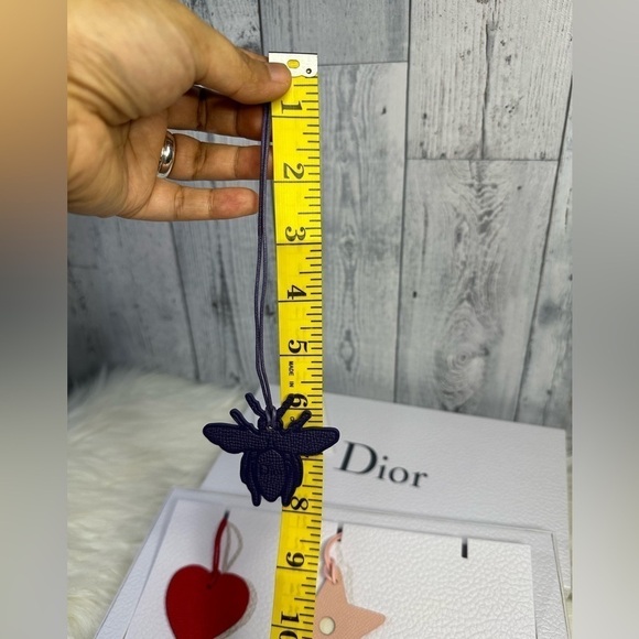 DIOR novelty leather keychains - Picture 6 of 6